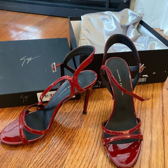 Red Giuseppe Zanotti heels size 37 - Picture 5 of 7